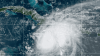 El potente huracán Beryl sigue su avance a Jamaica: van 7 muertos por su paso en el Caribe